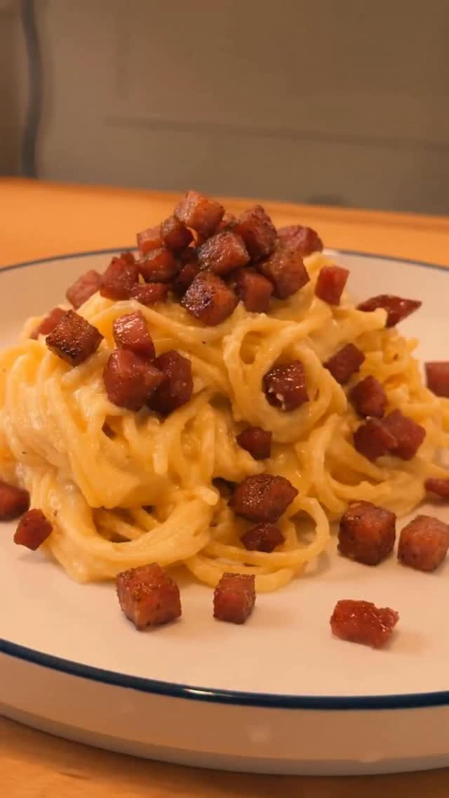 Instagram post from superespecialestelar. This post is in position 1.