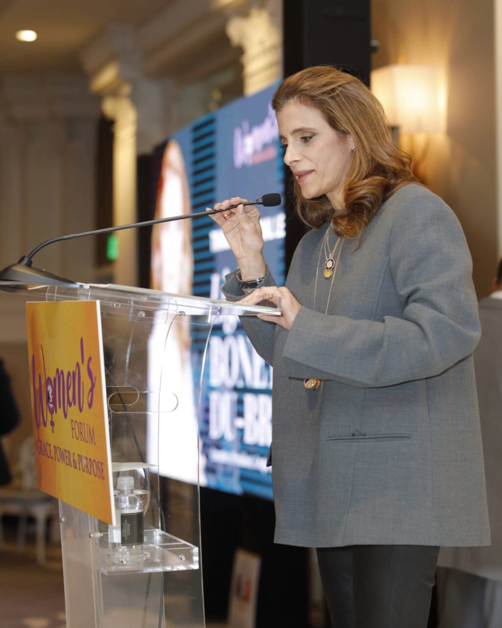 Instagram post from superespecialestelar. This post is in position 1.