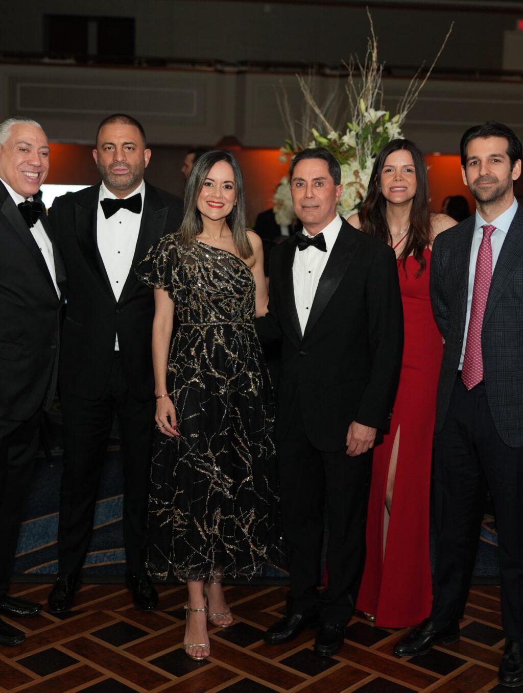 Instagram post from superespecialestelar. This post is in position 2.