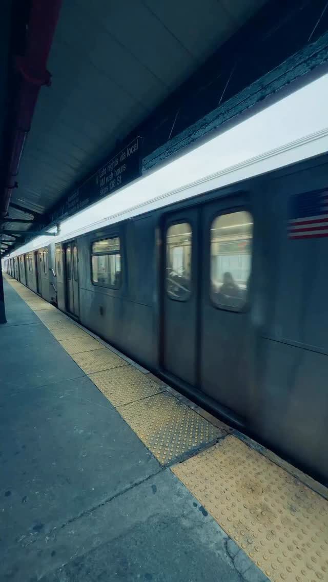 Instagram post from superespecialestelar. This post is in position 5.