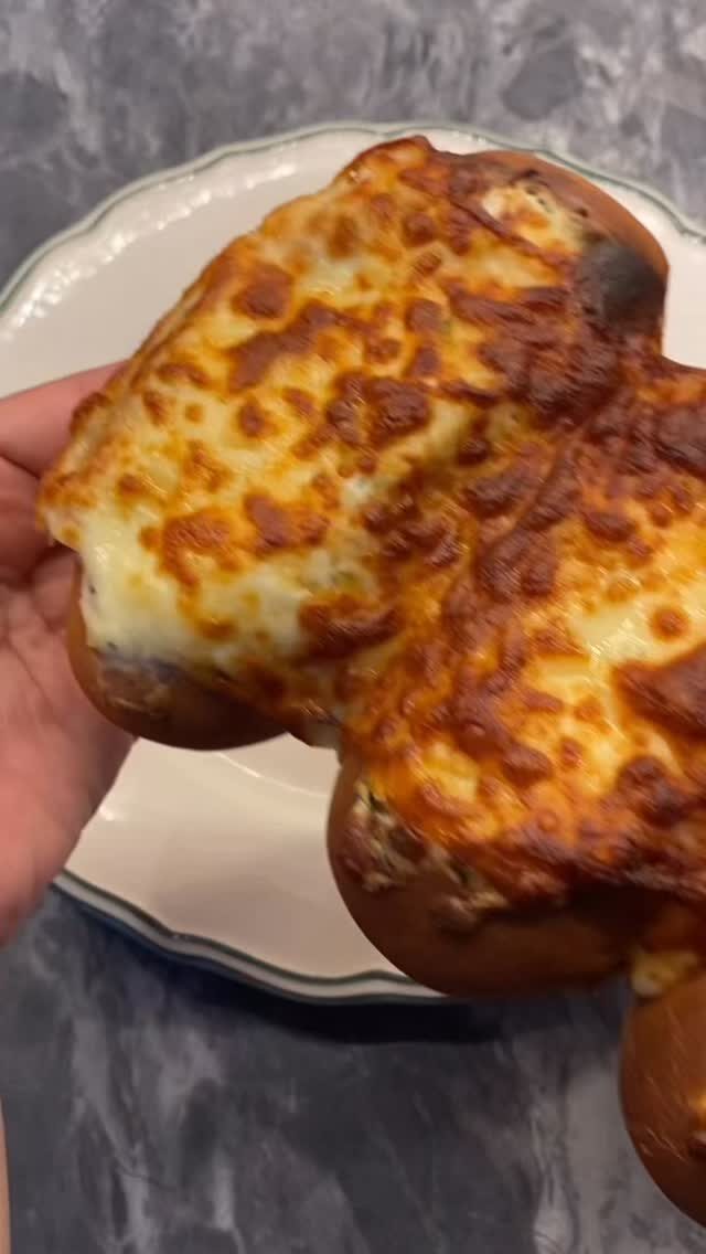 Instagram post from superespecialestelar. This post is in position 0.